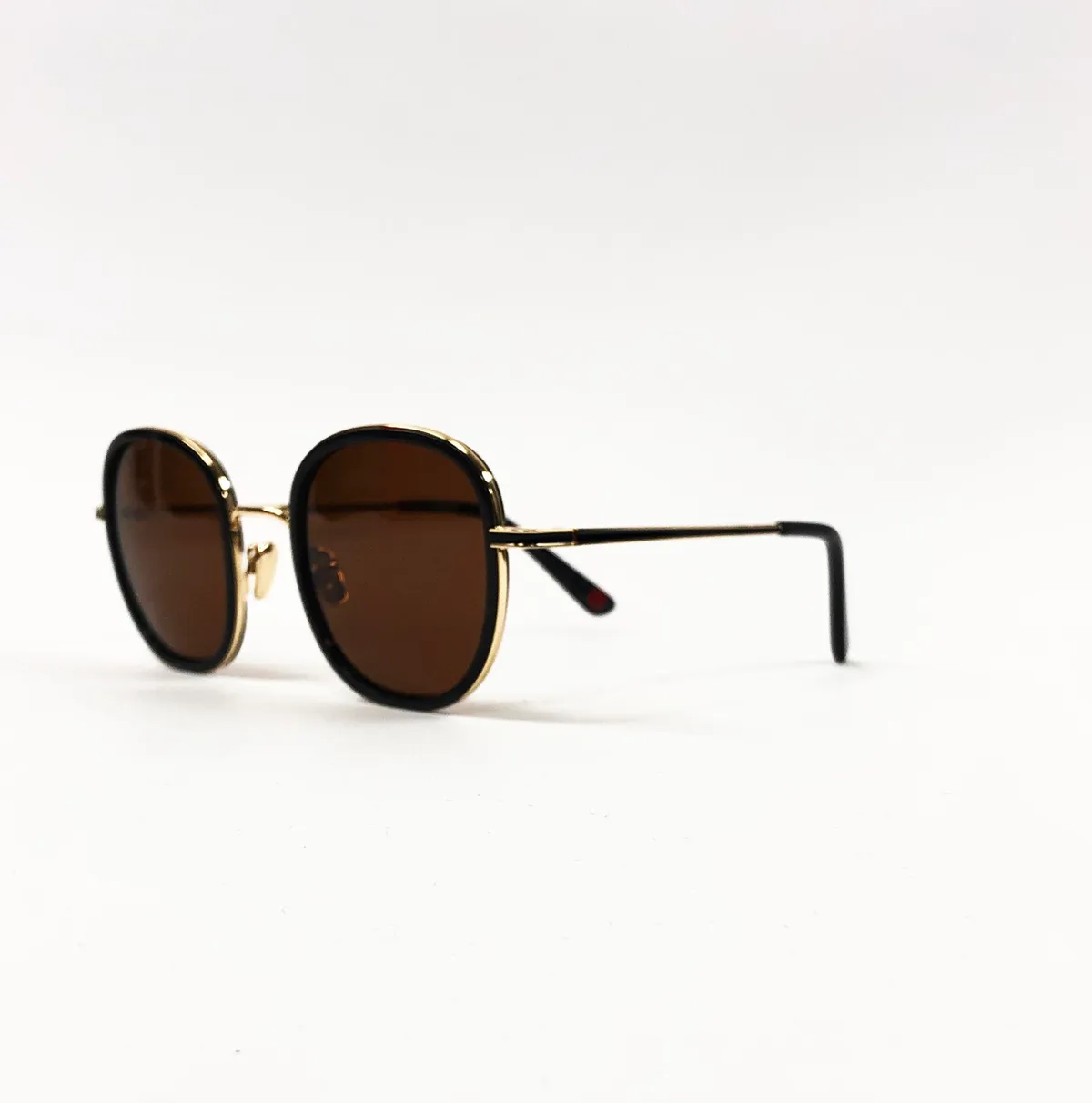 Product view of Cosmopolitan-CM2201-Black_2