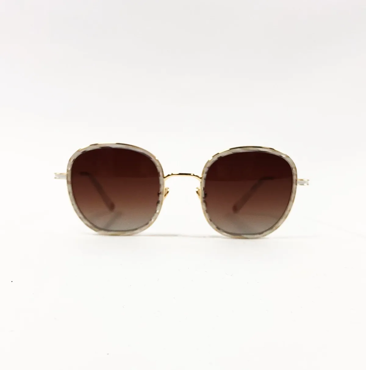 Main view of Cosmopolitan-CM2201-White