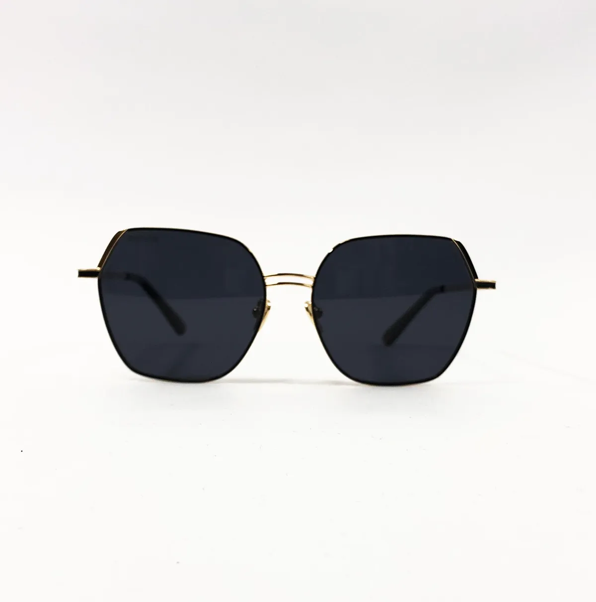 Main view of Cosmopolitan-CM2260-Black