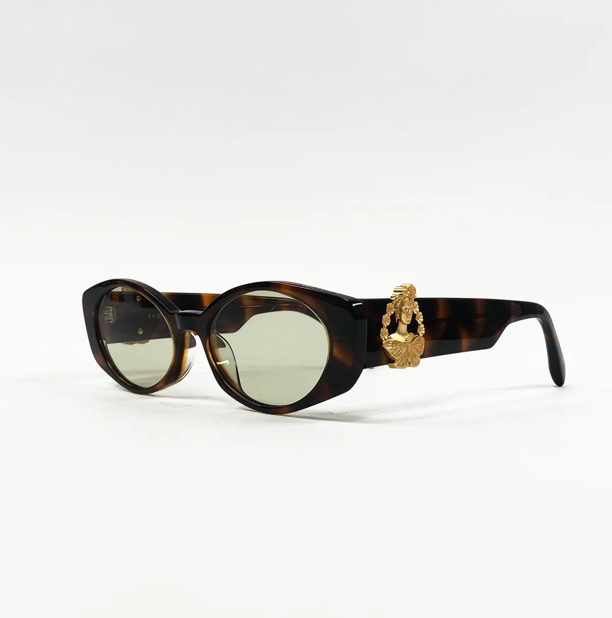 Product view of For-Arts-Sake-Frida-Portrait-FKB2_2