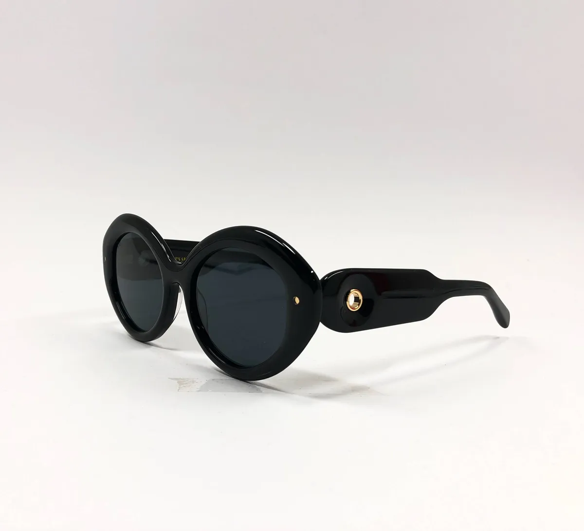 Product view of For-Arts-Sake-Helios-SF001BK_2