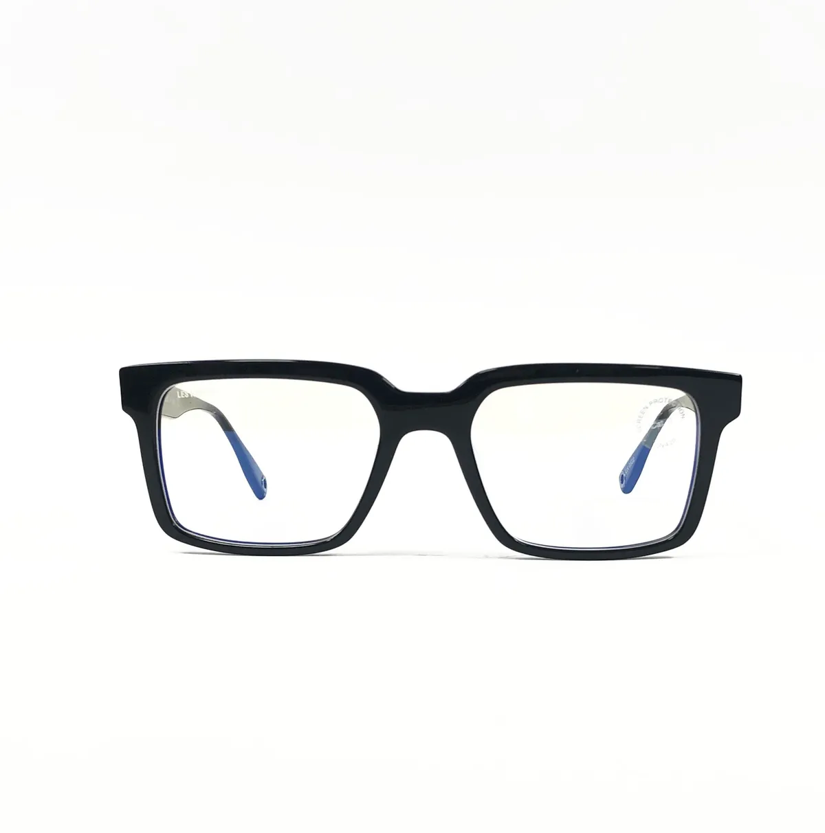 Main view of Les-Hommes-LH2O01-C01