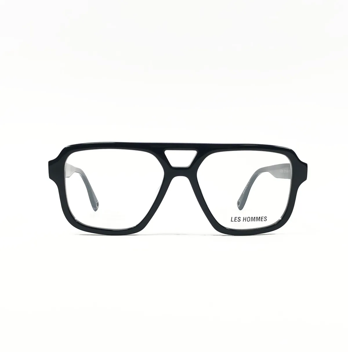 Main view of Les-Hommes-LH3O03-C01