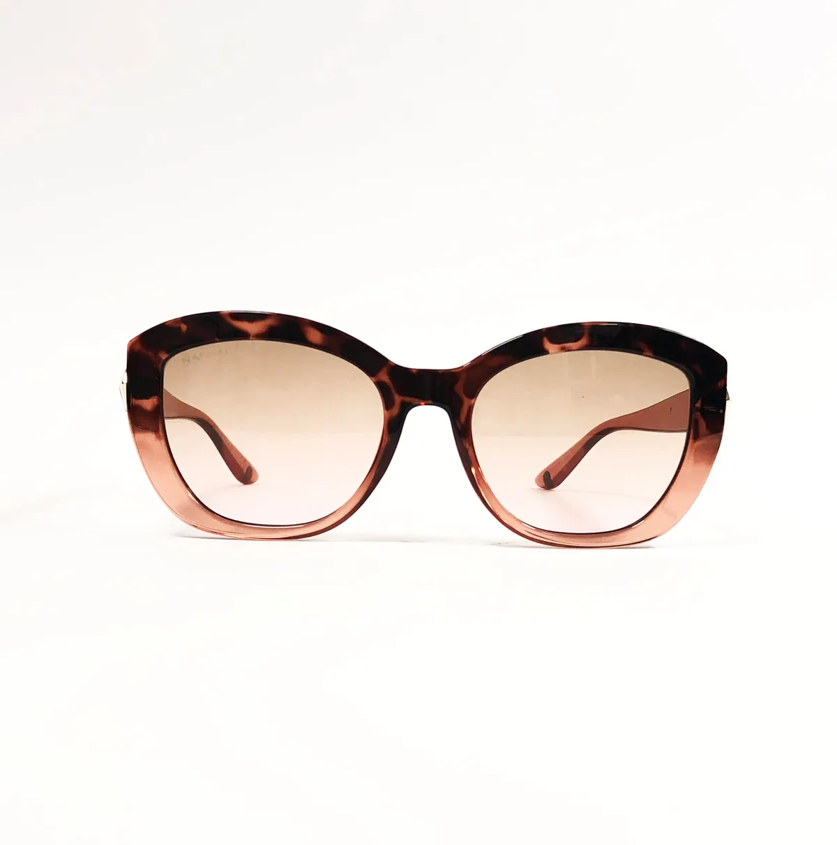 Main view of Naf-Naf-Diana-Rose