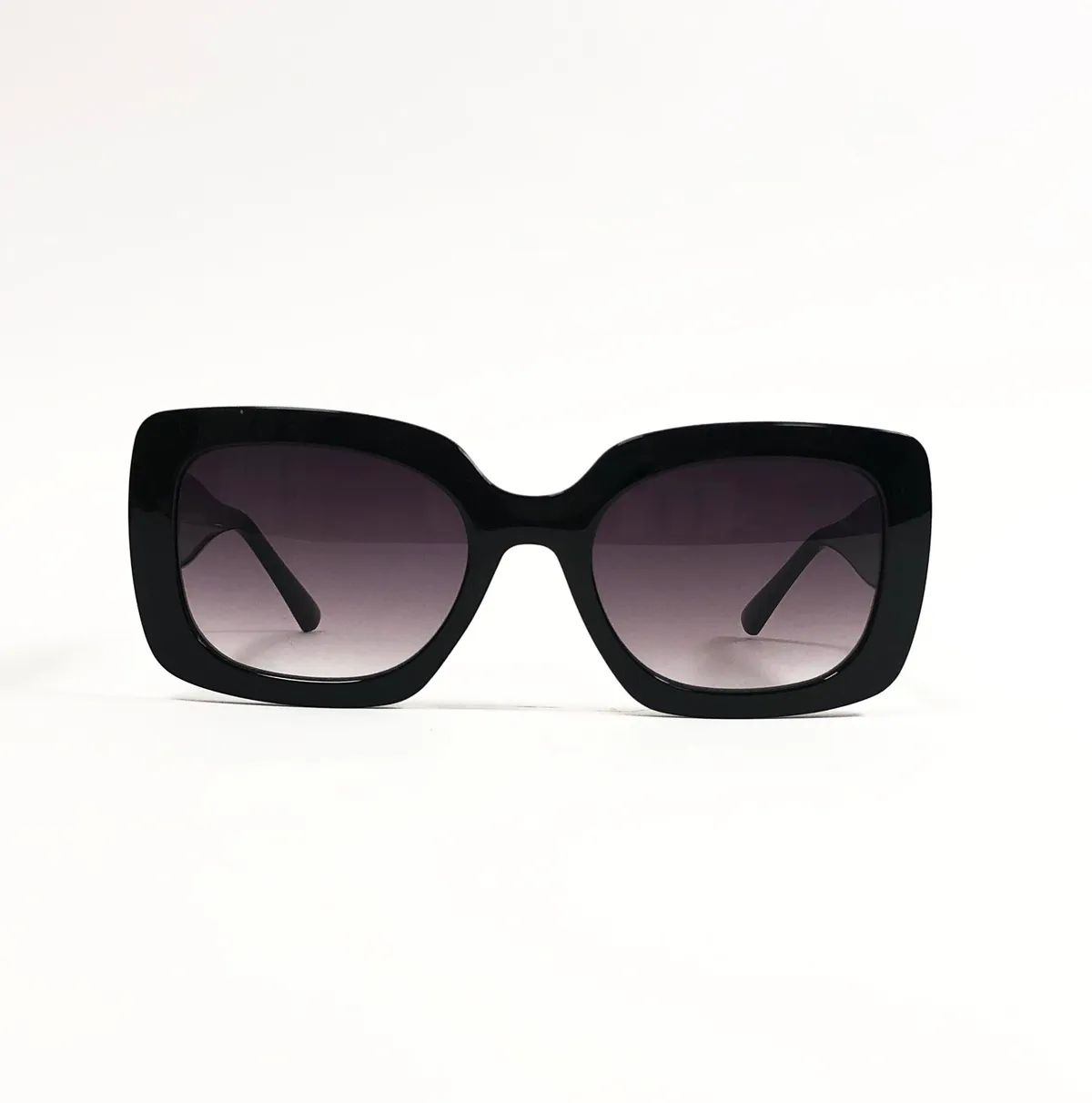 Main view of Naf-Naf-Dora-Noir